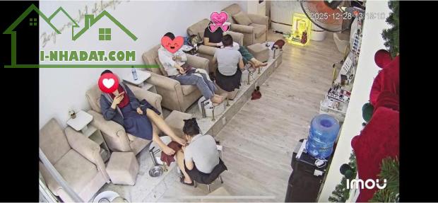 CHÍNH CHỦ CẦN SANG NHƯỢNG TIỆM NAIL VÀ GỘI ĐẦU – VÀO LÀ LÀM NGAY