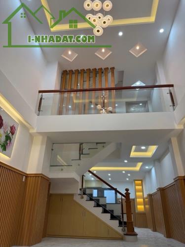 Nhà Đẹp 4 Lầu - Ngay Chùa Kiều Đàm - Đường Nhựa 8M - Ở Ngay Đón Tết - 10tỷ500. - 1