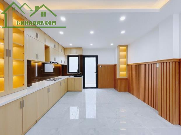 Nhà Đẹp 4 Lầu - Ngay Chùa Kiều Đàm - Đường Nhựa 8M - Ở Ngay Đón Tết - 10tỷ500. - 4