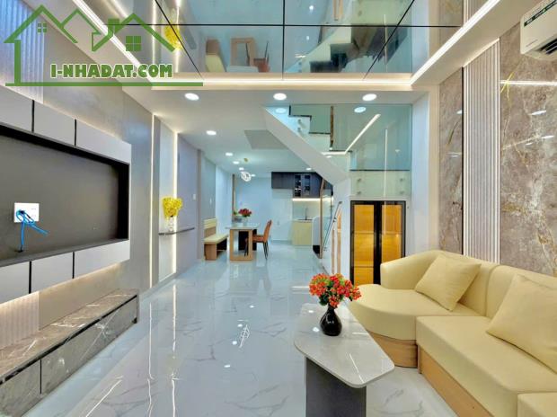 Bán nhà đẹp Hoàng Văn Thụ Nở hậu 35m2 – Giá 8,68 Tỷ tl.