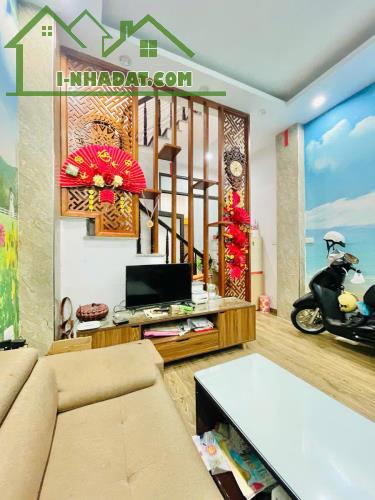 NHÀ DÂN XÂY ĐỨC DIỄN.BTL - 3 TẦNG Ở NGAY- 𝐃𝐓 35 𝐦𝟐 - 💰 Giá nhỉnh 10.x tỷ