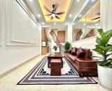 Hiếm! Phân khúc 8 tỷ, 35m2x6T thang máy, vài bước ra ôtô, bãi xe sát nhà phố Phạm Văn Đồng