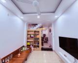 Rẻ nhất khu vực, bán nhà Đông Dư Gia Lâm, 35m*5 tầng - thang máy - 5.x tỷ- rất gần ô tô. V