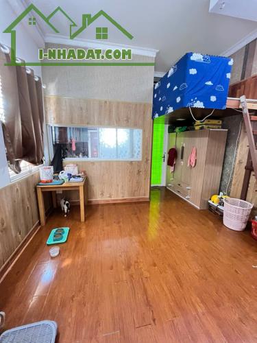 PASS PHÒNG TRỌ QUẬN 7 – FULL NỘI THẤT – GIÁ 5TR