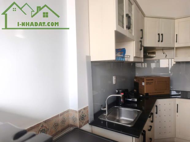 Cho Thuê Phòng 32m2 Tách Bếp Full Nội Thất Giá Rẻ – P.Bến Nghé, Q.1