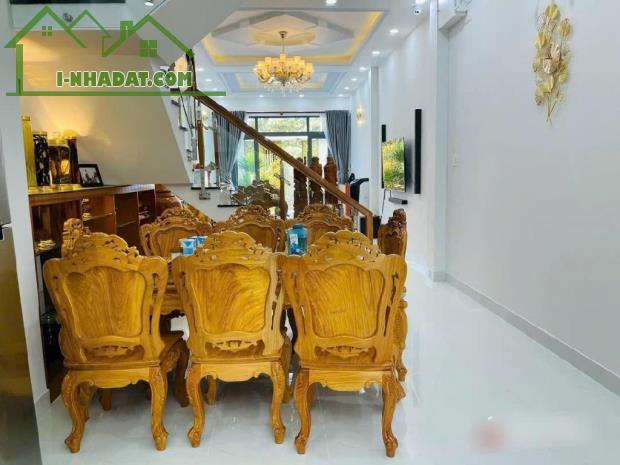 NHÀ MỚI ĐẸP Ở NGAY MẶT TIỀN K DOANH GẦN CHỢ THỦ ĐỨC 3 TẦNG 4X27 CHỈ 12 TỶ. - 3