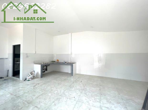 Bán Gấp Nhà Mặt Phố Bà Lài, Sa Đéc, 152m2, 2PN, Sổ Hồng, Hướng ĐN, Chỉ 950 Triệu. - 3