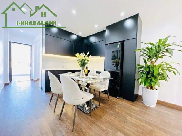 Cho thuê NHÀ ĐẸP - THANG MÁY Dương Văn Bé, Vĩnh Tuy, Hai Bà Trưng 45m x 5T giá 16tr - 3