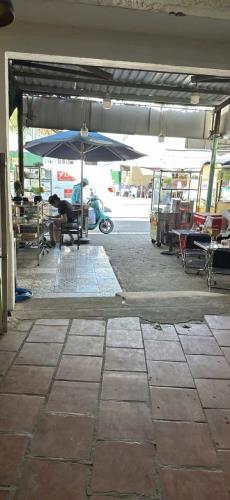 Vì gia đình có việc nên cần sang lại quán, quán đang kinh doanh ổn định - 2