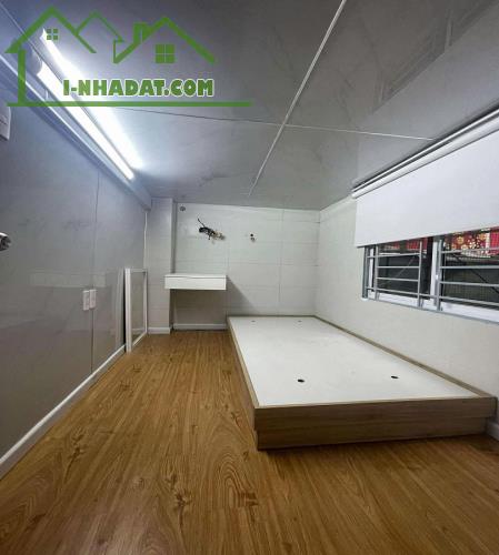 Bán căn hộ lầu 1 CC mặt tiền Nguyễn Trãi, P11, Q5, 80m2, 2 tầng,tặng nội thất, chỉ 3,25 tỷ - 1