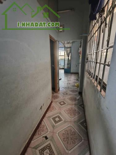 Nhà sổ riêng thổ cư cấp bốn gác lửng 1.5 tỷ/42 m2 - 3