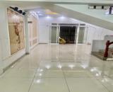 Cho thuê nhà  ngõ thông Lạch Tray , Ngô Quyền . Gia đình , sinh viên ở ghép ok