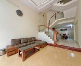 Cho thuê nhà phố Văn Cao, DT: 70m2, 5 p.ngủ khép kín