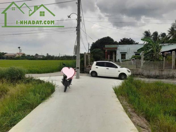 Bán 2 nhà cấp 4 đã hoàn công ngay chợ Tân Trụ dt 100m2, 2pn , 1wc giá 1,1 tỷ / căn - 1