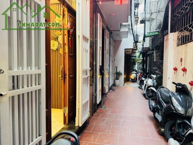 BÁN NHÀ MINH KHAI - GẦN MẶT PHỐ - HÀNG XÓM TIMES CITY - DT 45M x 5 TẦNG. GIÁ BÁN 9.85 TỶ