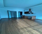 ĐứĐức giang - 30 m2 - 5 tầng - ô tô -c giang - 30 m2 - 5 tầng - ô tô - đỗ công- nhỉnh 7 tỷ