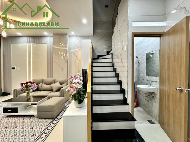 Ô TÔ NGỦ TRONG NHÀ – TRUNG TÂM BÌNH THẠNH – 4 TẦNG BTCT – GIÁ 8.7 TỶ