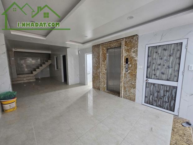 Bán nhà phố Thái Hà, DT 121m, 6 tầng, MT 5.5m, giá 46 tỷ, ngõ 5m. - 4