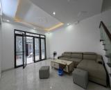 Nhà mới giảm sâu ô tô đỗ cửa chính chủ gửi bán
