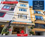 Căn nhà 8 phòng kinh điển, trang trí kỹ lưỡng, cần bán gấp!