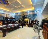 Nhà mặt phố 2 tầng rộng 136m2 tại trung tâm Quận Ngô Quyền, giá hợp lý