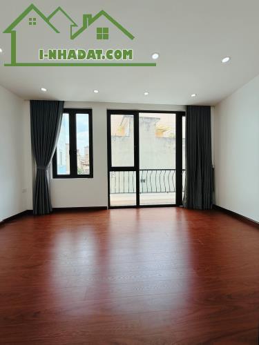 ĐỐNG ĐA – XÃ ĐÀN – 38M² – 4 TẦNG – NHÀ NỞ HẬU - GIÁ 10.6 TỶ - 2