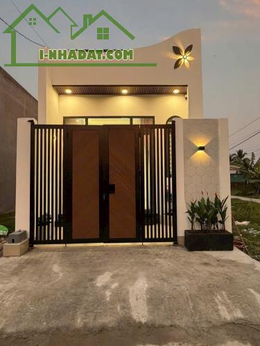 NHÀ MỚI, đường xe Ô tô 16 chỗ. Chỉ 1 tỷ 230tr. -P.TRUNG AN (TP MỸ THO cũ) - 1