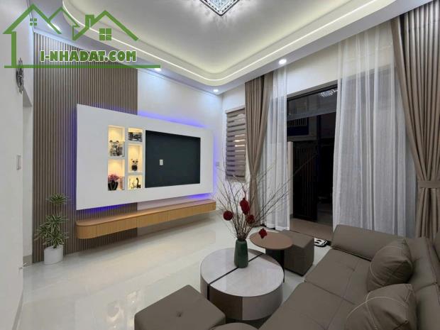 NHÀ MỚI, đường xe Ô tô 16 chỗ. Chỉ 1 tỷ 230tr. -P.TRUNG AN (TP MỸ THO cũ) - 2