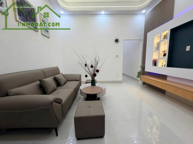 NHÀ MỚI, đường xe Ô tô 16 chỗ. Chỉ 1 tỷ 230tr. -P.TRUNG AN (TP MỸ THO cũ) - 4