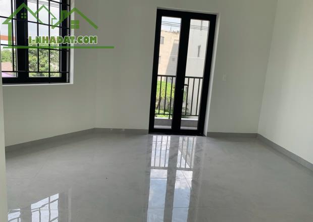 BÁN NHÀ 3 TẦNG CĂN GÓC 2 MẶT TIỀN ĐƯỜNG SỐ, Ra Nguyễn Duy Trinh 39M – 106M² – GIÁ 7,5T - 3