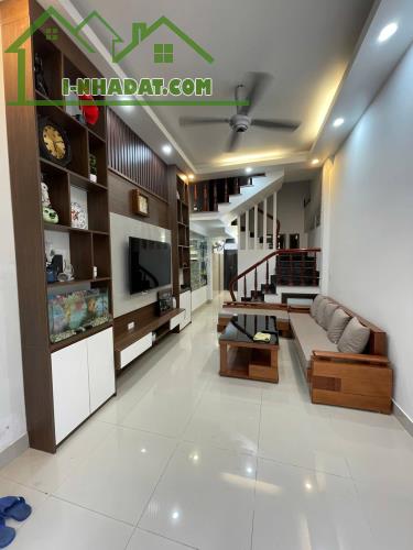 Bán nhà 4 tầng ô tô đỗ cửa ngày đêm phố Đỗ Nhuận - 5