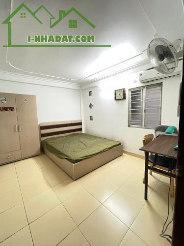 Bán nhà 4 tầng ô tô đỗ cửa ngày đêm phố Đỗ Nhuận - 1