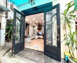 Bán Nhà Phường Hàng Buồm, Quận Hoàn Kiếm - Lô góc - 38m2 x 5 Tầng - Sổ đỏ riêng, vuông đẹp