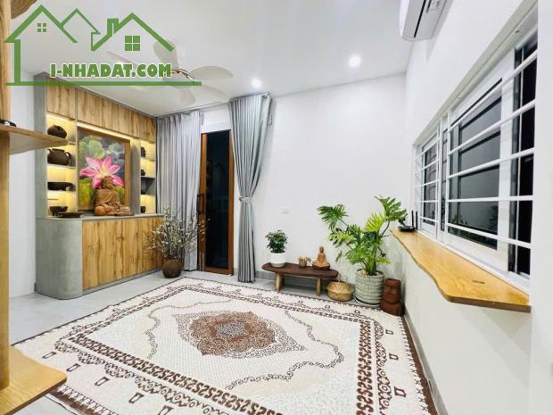 Bán căn hộ mặt phố Chợ Hàng Da - lô góc - sổ 40m2 - DTSD 60m2 x 2 ngủ, cho thuê homestay - 1