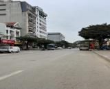 Nhỉnh 7 tỷ có nhà 5 tầng dt 40m trung tâm phường Phú diễn - bắc từ liêm