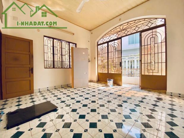 LÊ QUANG ĐỊNH – 69M² NGANG 5.4M – HẺM TRƯỚC NHÀ 4M – CHỈ 8.8 TỶ