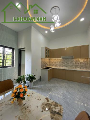 Nhà MỚI Đón Tết ĐẸP RỰC RỠ. Có sân ô-tô.  Long Hòa A, P. Đạo Thạnh - 5