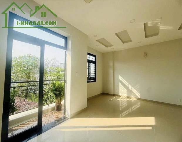 NHÀ 4 TẦNG RẤT ĐẸP HXH 30M RA NGUYỄN DUY TRINH QUẬN 2 - CHỈ 8,4 T Thiện Nhà Đất Q2 - 2