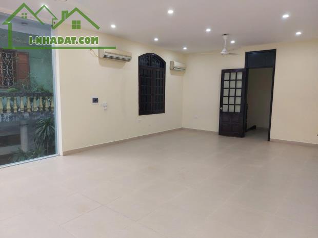 Cho Thuê! Nhà Mặt Phố Phùng Chí kiên, Cầu Giấy: 60m2 x 4T, 24 tr/th, Lô Góc Ô tô , KD, VP… - 2