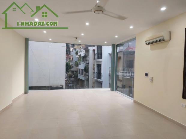 Cho Thuê! Nhà Mặt Phố Phùng Chí kiên, Cầu Giấy: 60m2 x 4T, 24 tr/th, Lô Góc Ô tô , KD, VP… - 1