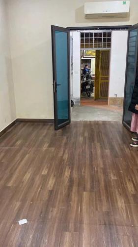 Cho thuê nhà ngõ 85 Lê Thanh Nghị, Bạch Mai - Hai Bà Trưng 35m x 3T giá 10 triệu