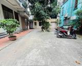 🌟 Bán nhà khu vực Lĩnh Nam, đường rộng ngõ to ôtô tránh, giá hấp dẫn 72m2 11.5 tỷ