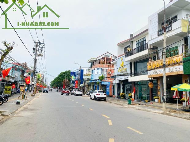 BÁN NHÀ MẶT TIỀN ĐƯỜNG LÊ LỢI- NAM ĐÔNG HÀ