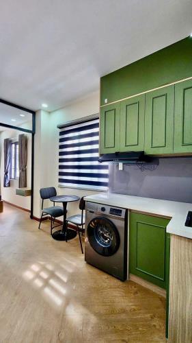 CHDV 5 TẦNG THANG MÁY - LÔ GÓC HUỲNH VĂN BÁNH 70m2 - 18 TỶ - 1