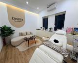 Do công việc cá nhân quá bận rộn, không có thời gian trực tiếp quản lý và chăm sóc tiệm