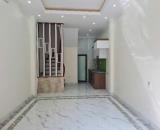 32 m2 - 5 tầng - Đức giang -  sổ đỏ - tiện ích -bạt ngàn -