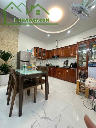 BÁN NHÀ 3 TẦNG KHU TRUNG TÂM Văn Cao – QUẬN Hải An – GẦN TRỤC 30M KẾT NỐI – GIÁ 3,55 TỶ.. - 1