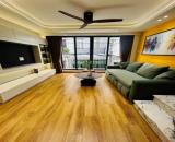 Cần tiền bán nhà Đường Mai Văn Ngọc Phú Nhuận 50m2 Giá 3ty320 lh Vân