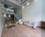 Cho thuê nhà khu phân lô Văn Cao, 4 p.ngủ, DT: 70m2.