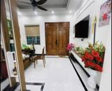 7 tỷ có nhà trung tâm phường Phú diễn - bắc từ liêm dt 40m x 5 tầng oto đỗ cửa